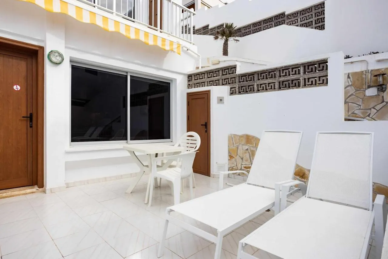 Black Tip Apartment With Terrace Puerto de Santiago